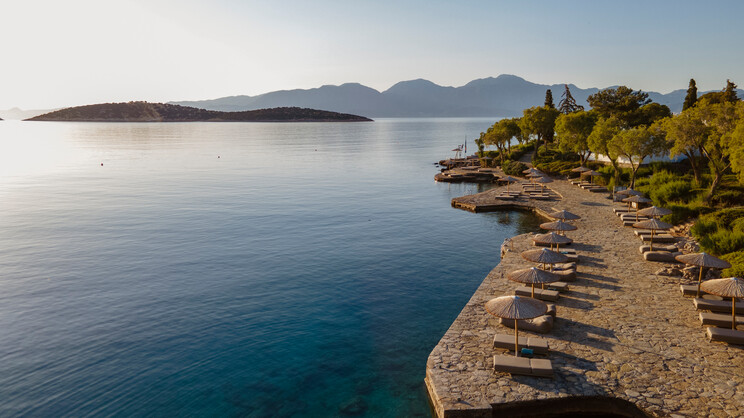 Minos Beach Art Hotel